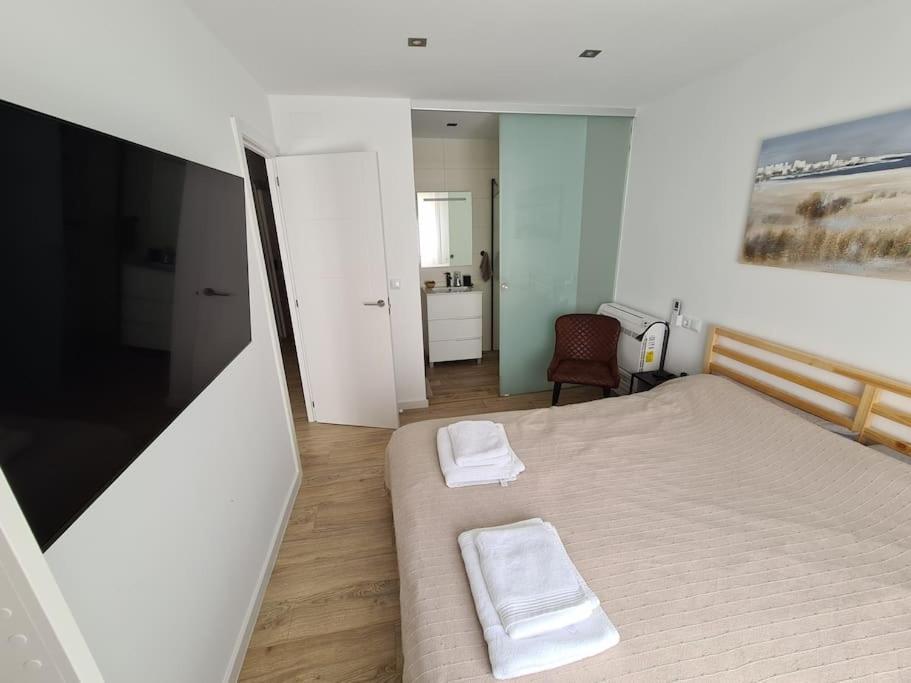New Alexandra Apartment, 2 Min 40 Sec From Beach La Mata  Exterior foto